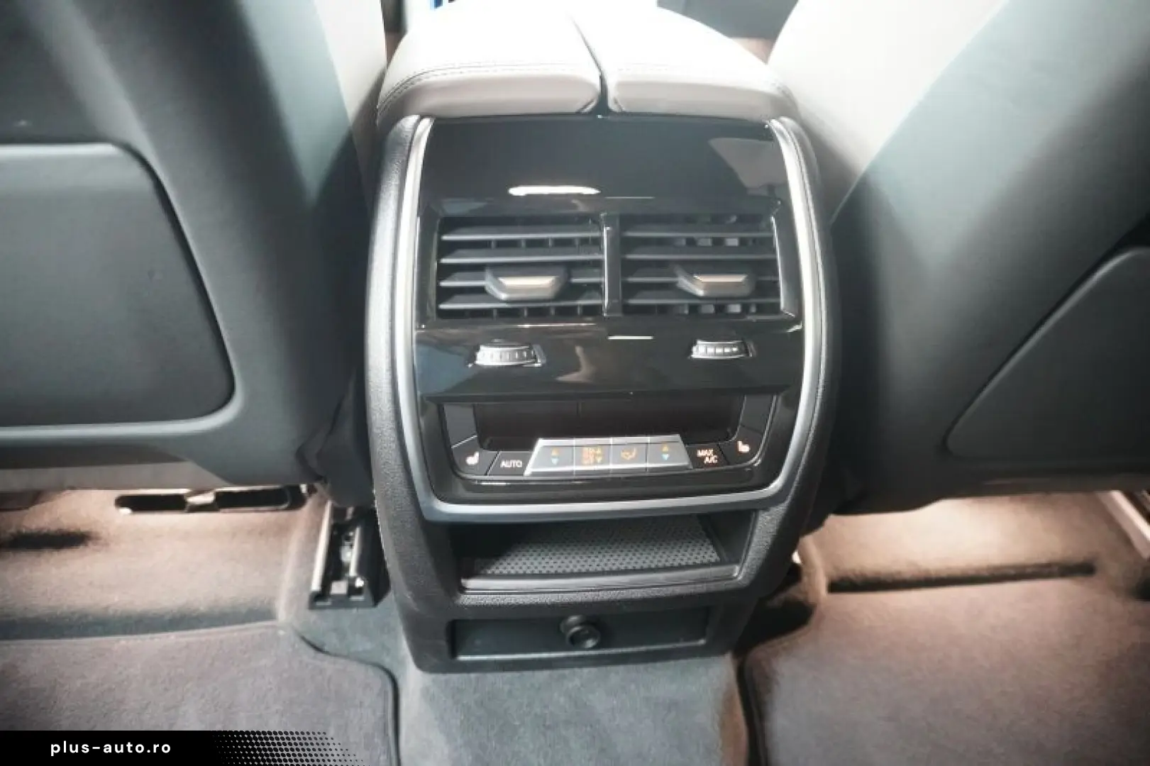 BMW X6 M Competition  TOP AUSSTATTUNG