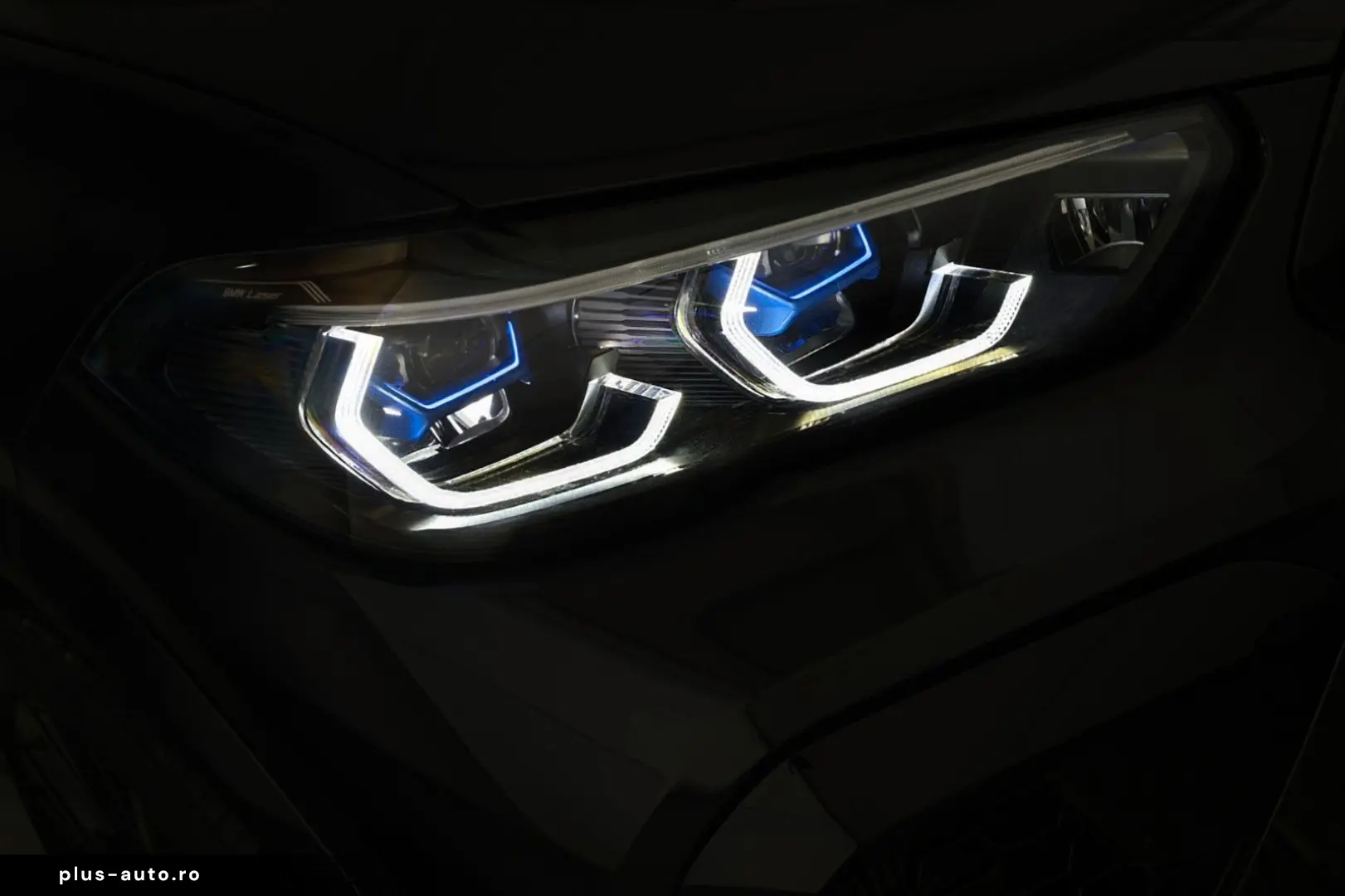 BMW X6 M Competition Sky Lounge Carbon Soft AHK TV