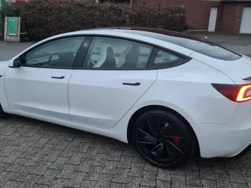 TESLA Model 3 Performance 2024 Highland White White