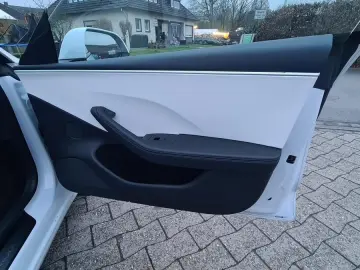 TESLA Model 3 Performance 2024 Highland White White