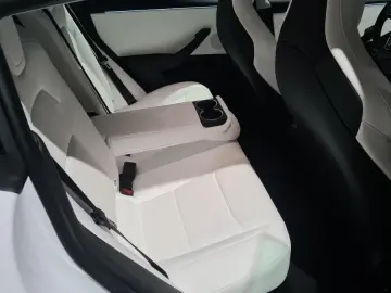 TESLA Model 3 Performance 2024 Highland White White
