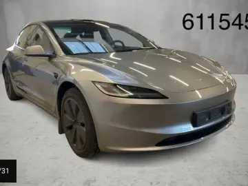 TESLA Model 3 LongRange Dual Facelift 82kWh Autopilot4
