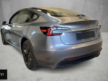 TESLA Model 3 LongRange Dual Facelift 82kWh Autopilot4