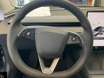 TESLA Model 3 LongRange Dual Facelift 82kWh Autopilot4