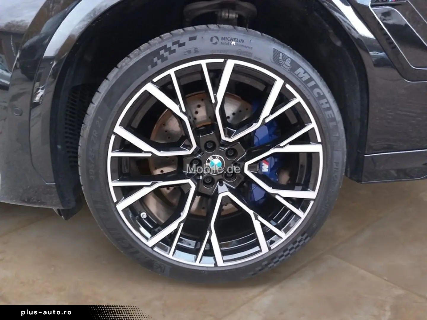 BMW X6 M Competition   Panorama-Glasdach  Soft-Close