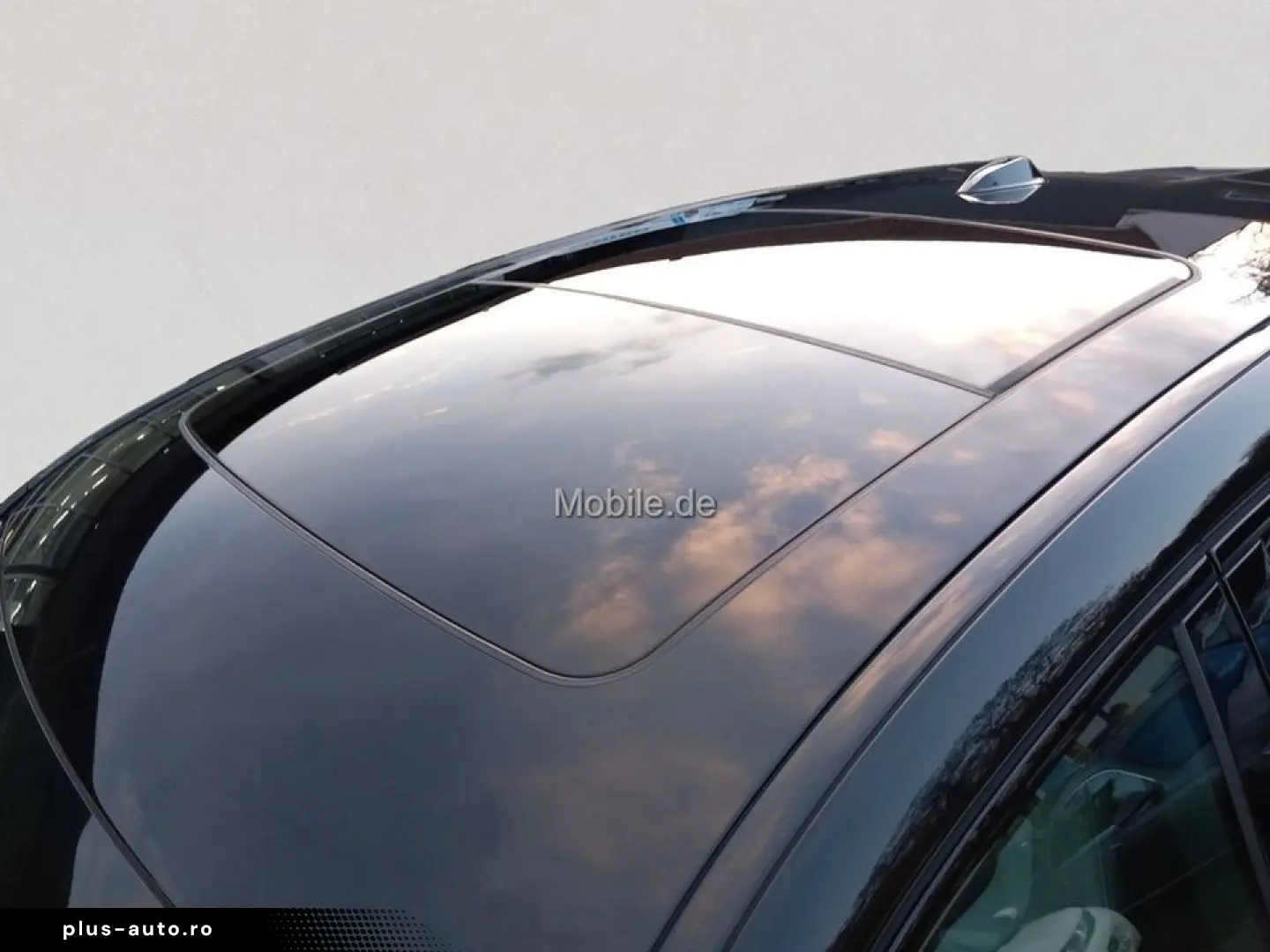 BMW X6 M Competition   Panorama-Glasdach  Soft-Close