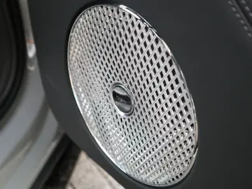 BENTLEY Bentayga V8 S  Mansory Komplettumbau