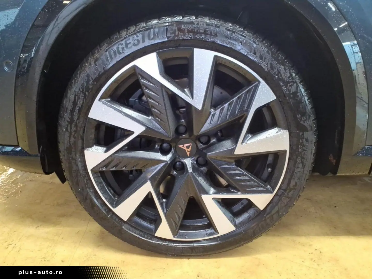 CUPRA Formentor VZ 2.0 TSI DSG 4Drive PANO AHK 5JGAR