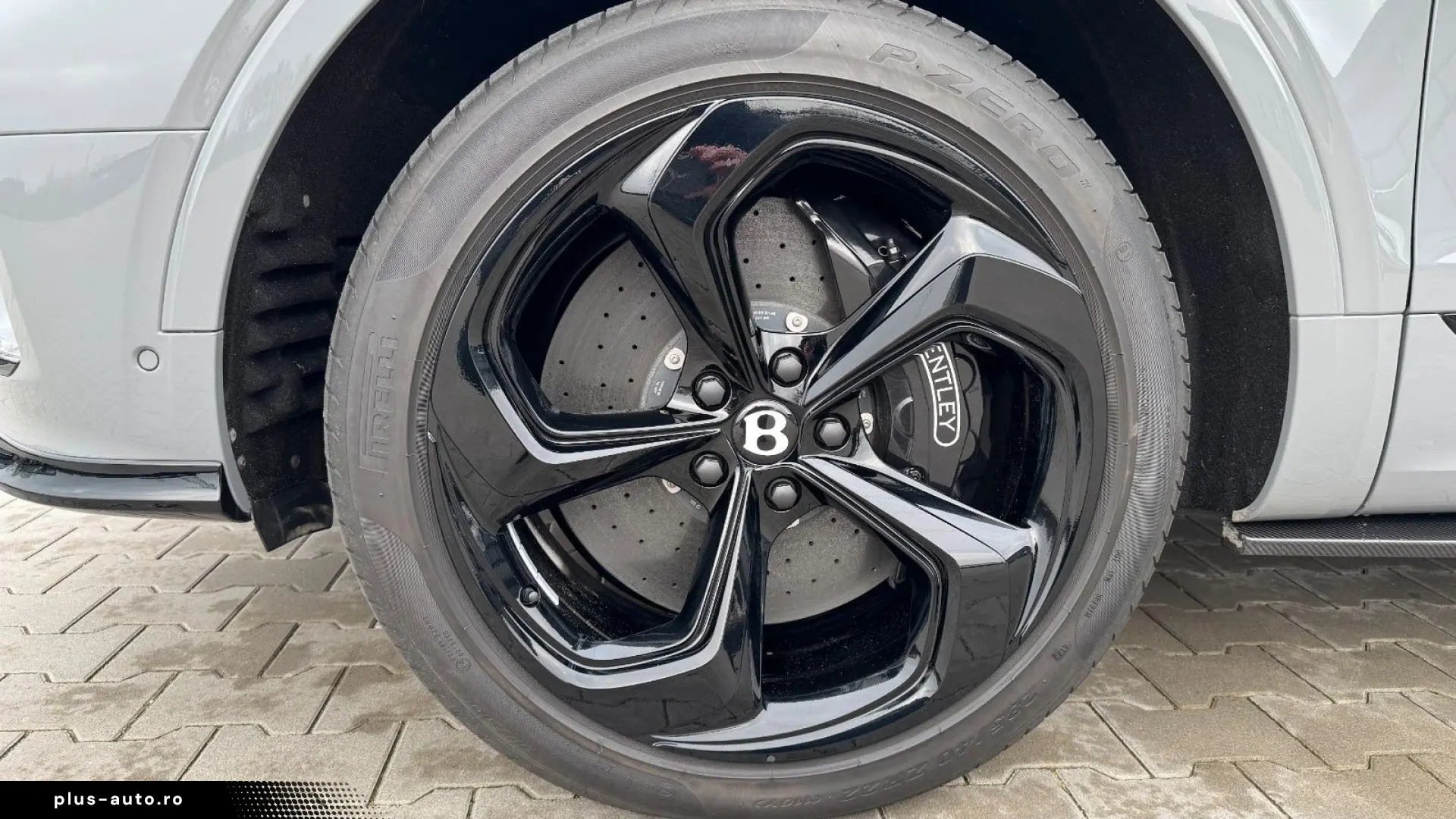 BENTLEY Bentayga S V8  Luft  Carbon Br  TV  Night Vision