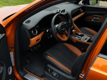 BENTLEY Bentayga S 4WD MASSAGE.MATRIX.ACC.AHK NEUZUSTAND