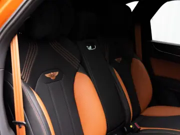 BENTLEY Bentayga S 4WD MASSAGE.MATRIX.ACC.AHK NEUZUSTAND