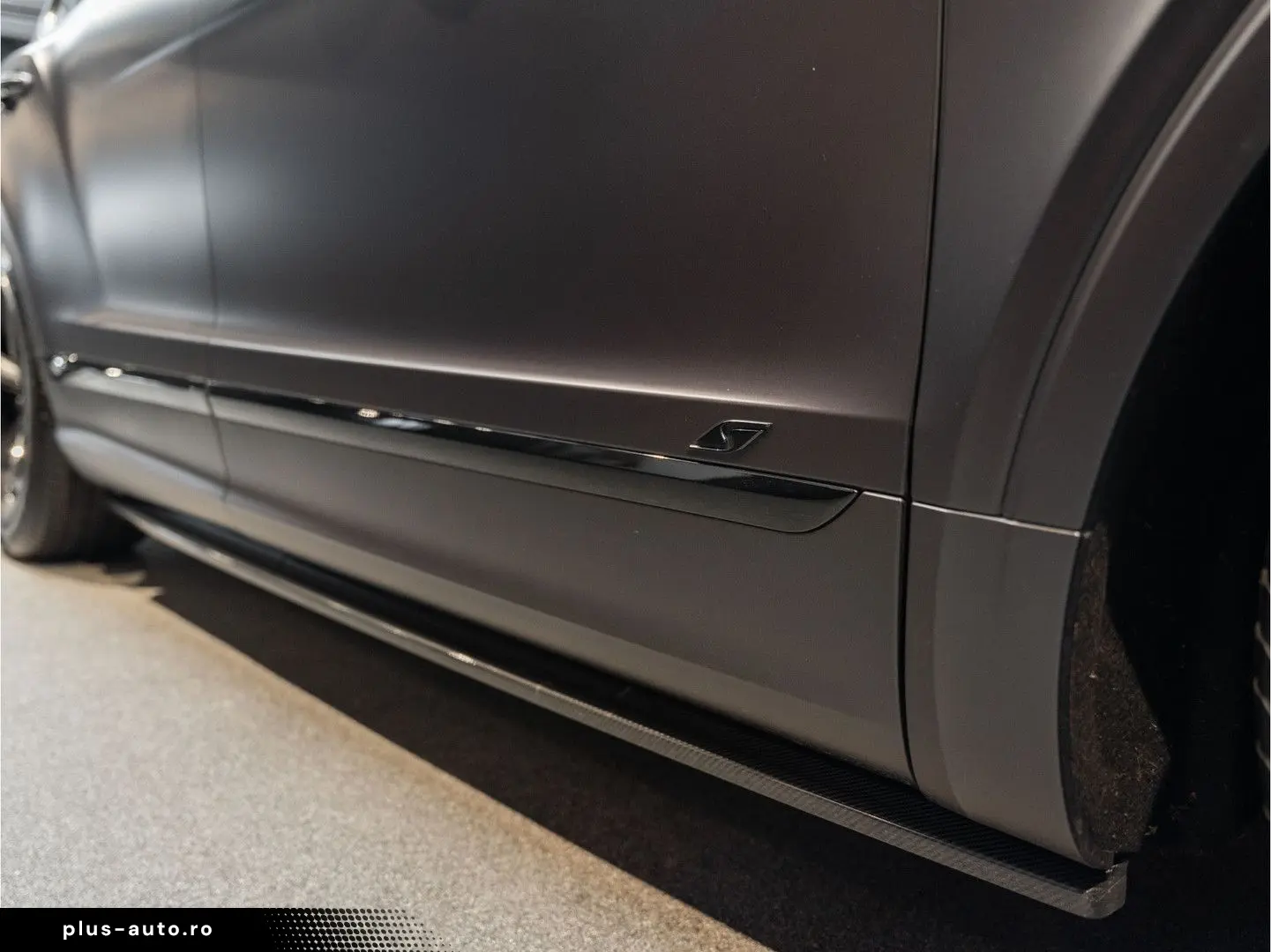 BENTLEY Bentayga V8 S Satin Black Edition 4.0 V8 S Mulli