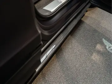 BENTLEY Bentayga V8 S Satin Black Edition 4.0 V8 S Mulli