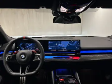 BMW M5 Limousine Carbon-Keramik-Bremse M Driver´s Pa