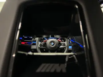 BMW M5 Limousine Carbon-Keramik-Bremse M Driver´s Pa