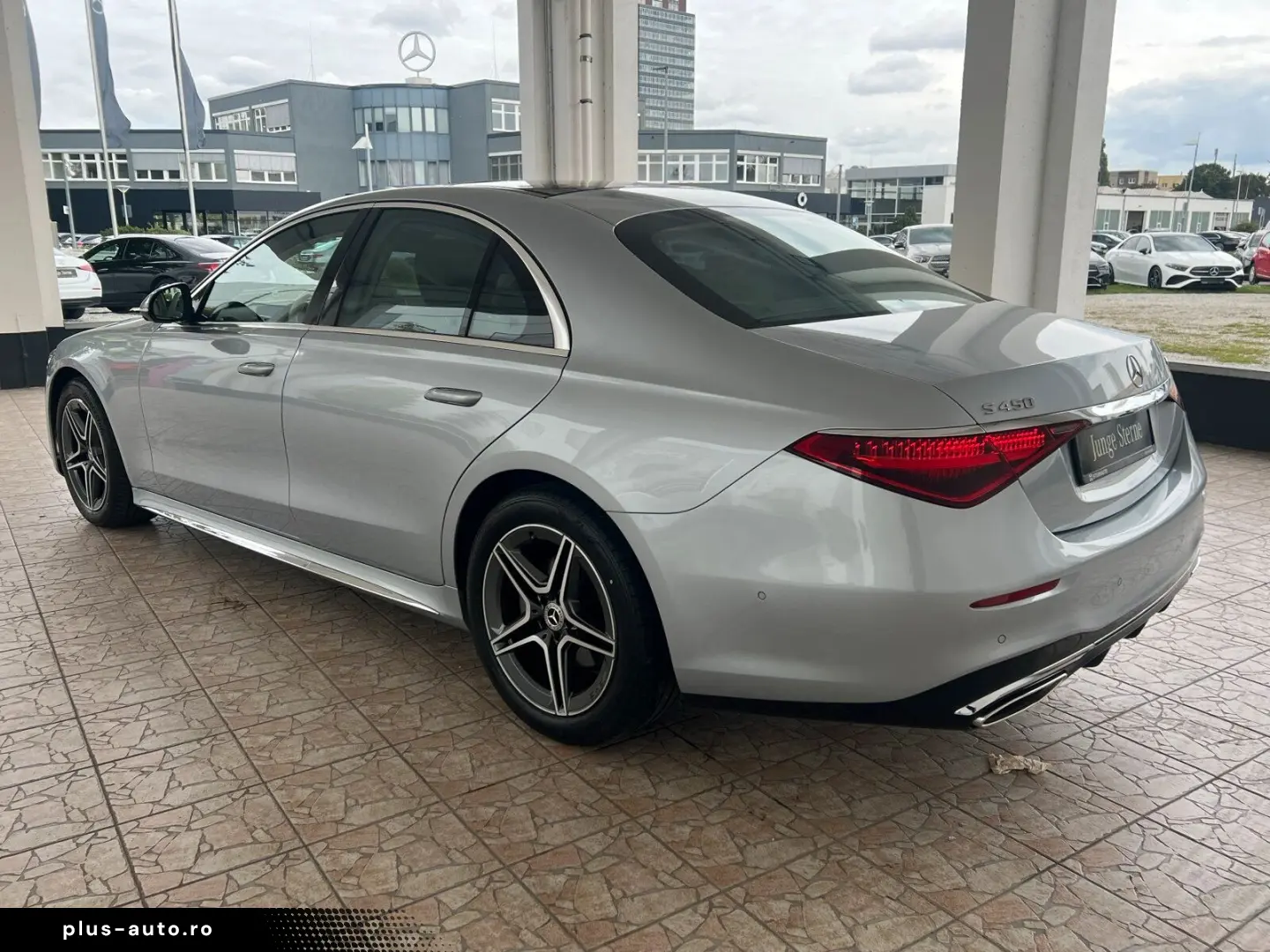 MERCEDES-BENZ S 450 4M AMG Line Pano.-Dach Distr Sitzhzg.