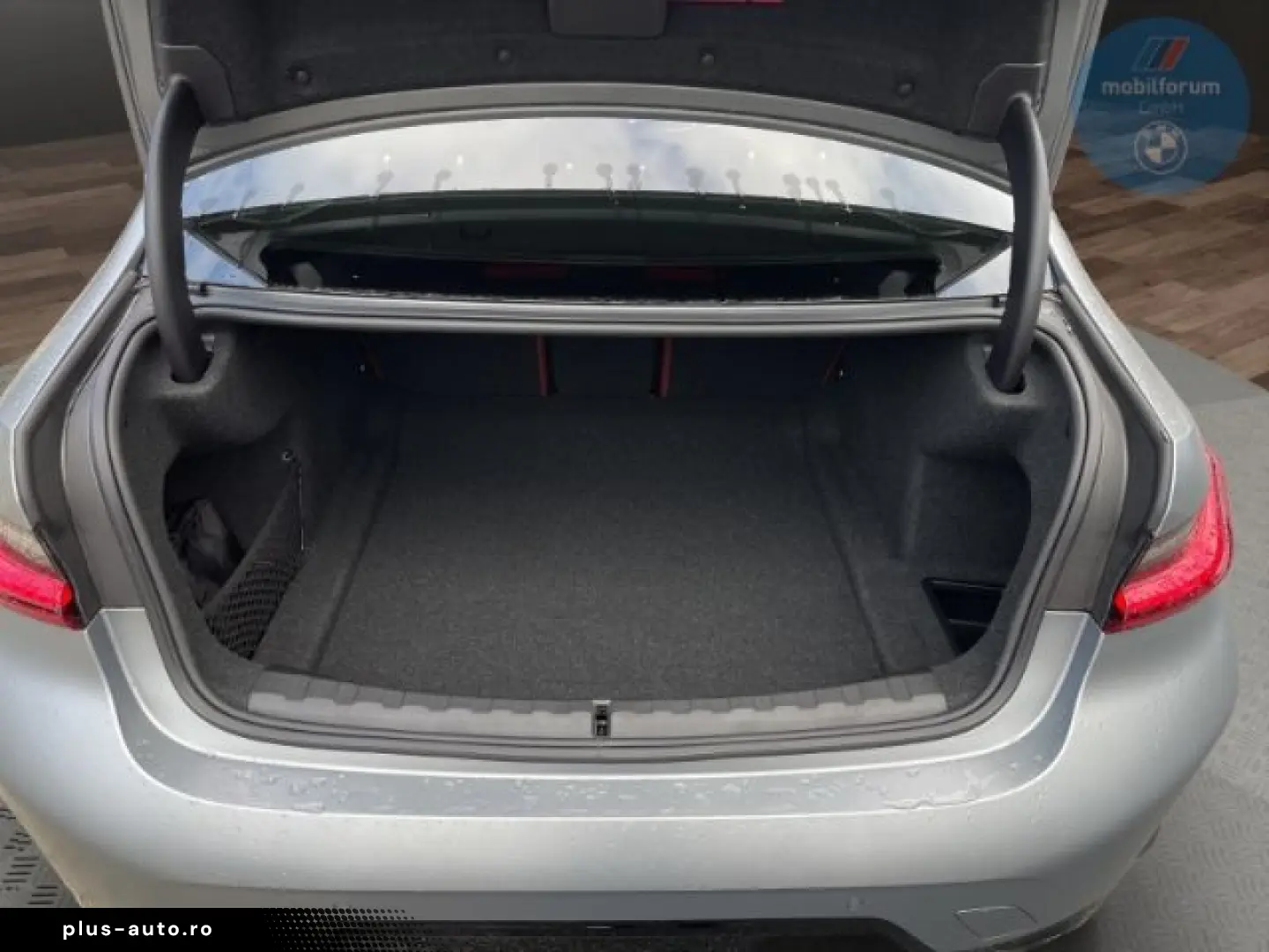 BMW 330 i xDrive M-Sport Pro StandHZG Glasdach H K