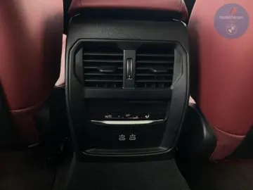 BMW 330 i xDrive M-Sport Pro StandHZG Glasdach H K