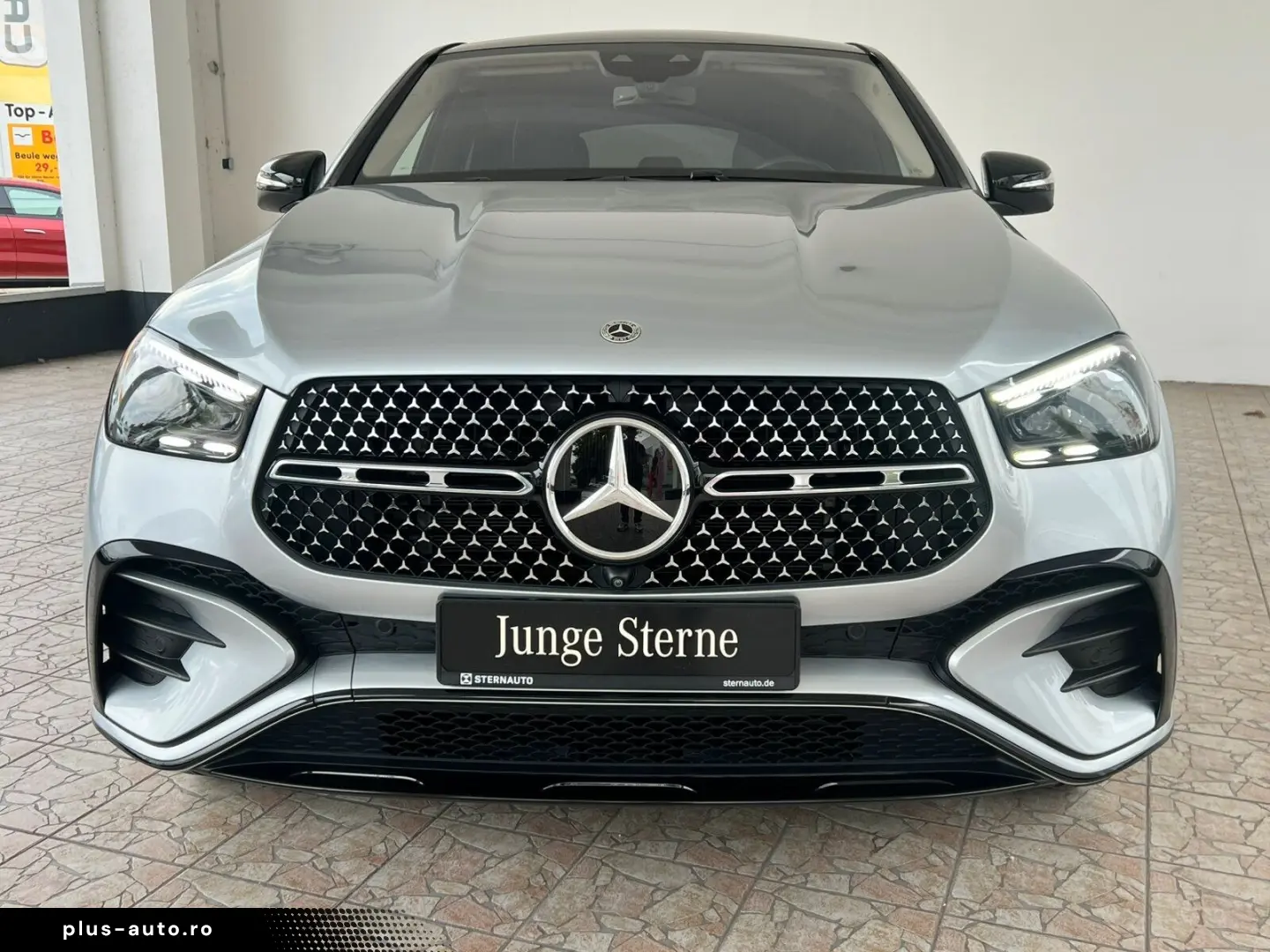 MERCEDES-BENZ GLE 400 e 4M AMG Line Pano Distr Kamera