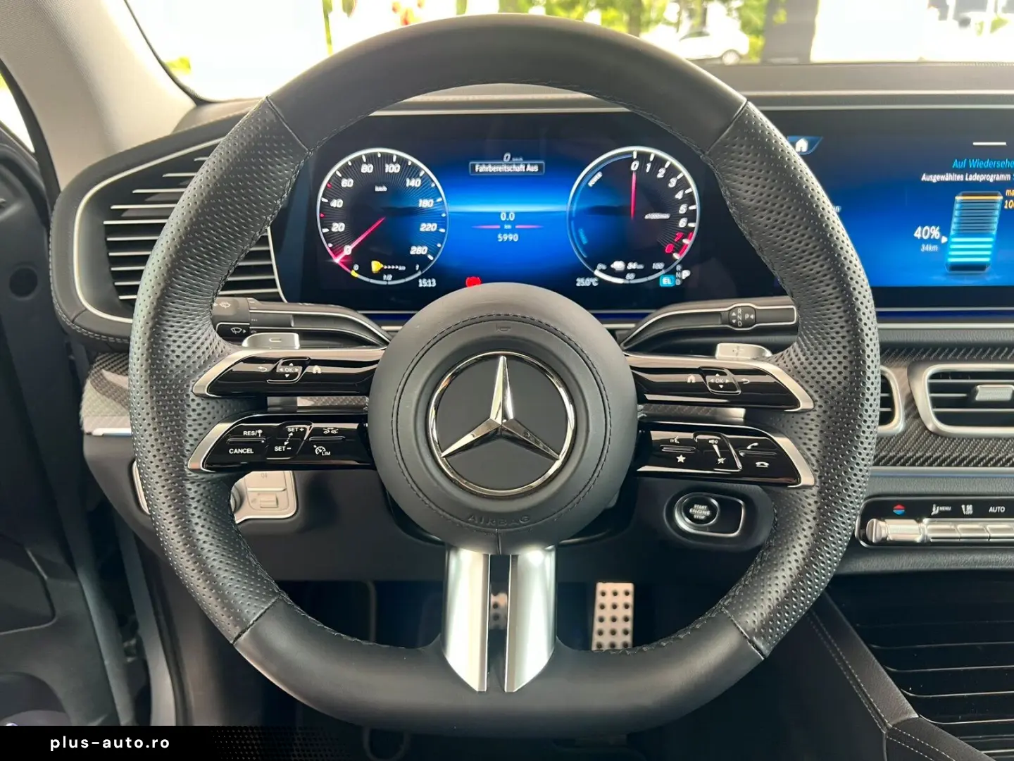 MERCEDES-BENZ GLE 400 e 4M AMG Line Pano Distr Kamera