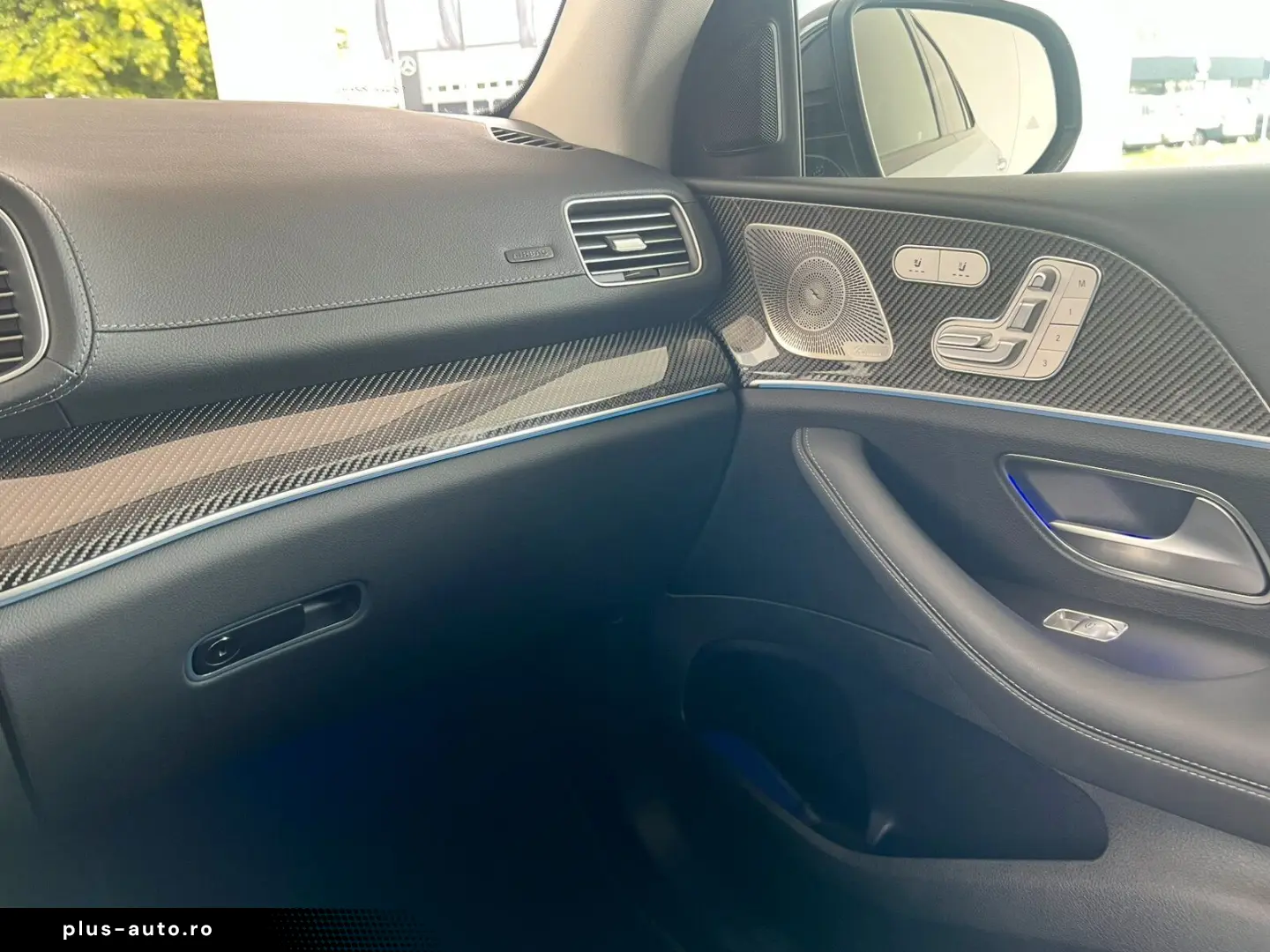 MERCEDES-BENZ GLE 400 e 4M AMG Line Pano Distr Kamera