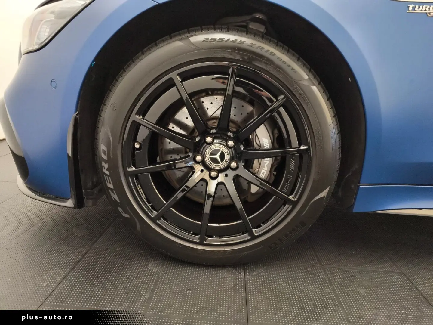 MERCEDES-BENZ GT 53 4M  Magno Akustik Carbon V8Style Fahras