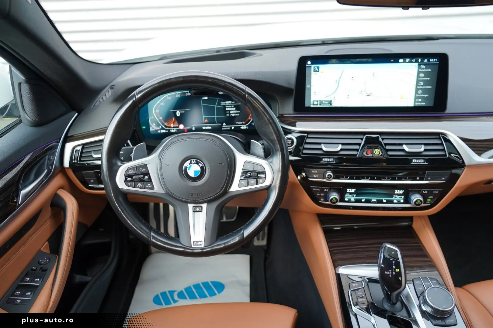 BMW 530d xDrive M Sport SCHIEBEDACH LASER HUD KEY