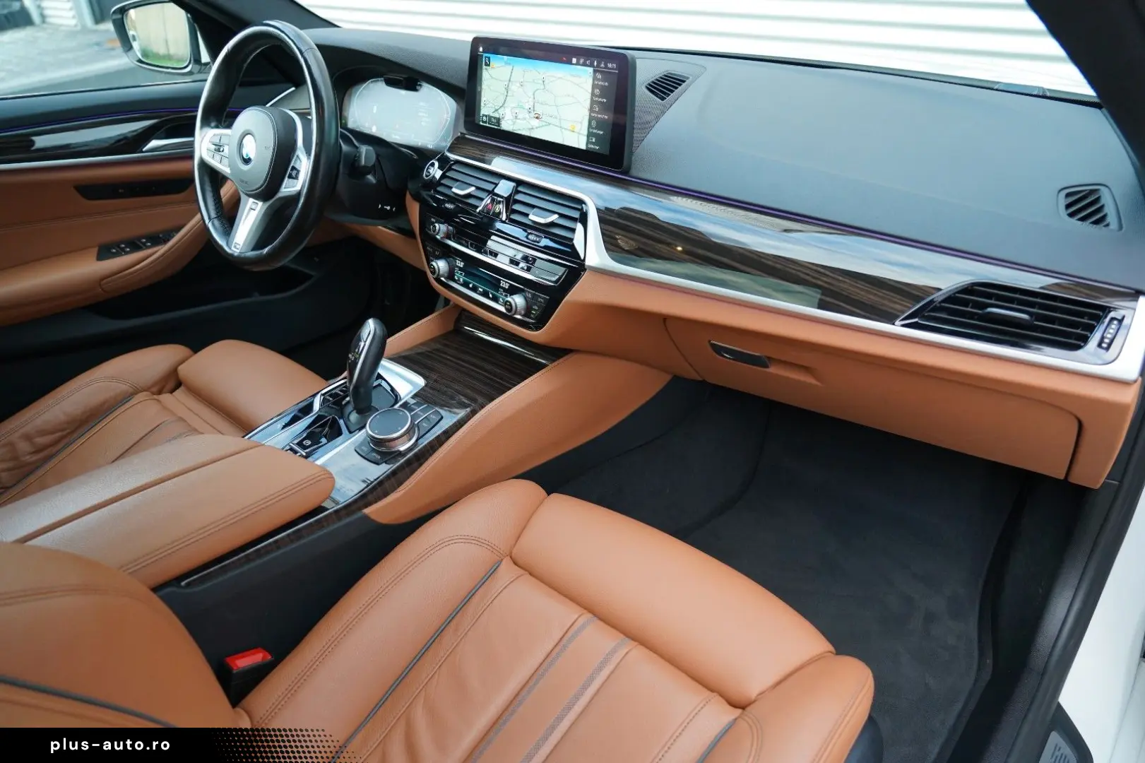 BMW 530d xDrive M Sport SCHIEBEDACH LASER HUD KEY