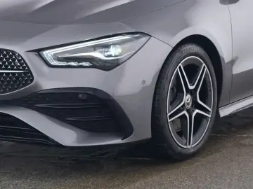 MERCEDES-BENZ CLA 220 4M Coupé   AMG NIGHT AHK KAM
