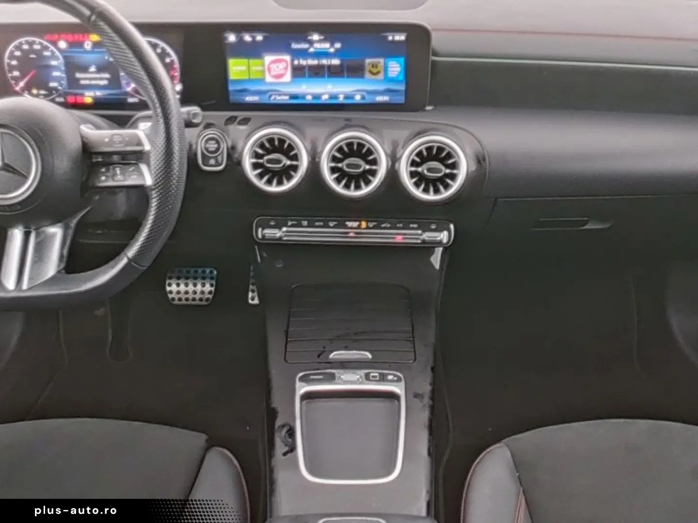 MERCEDES-BENZ CLA 220 4M Coupé   AMG NIGHT AHK KAM