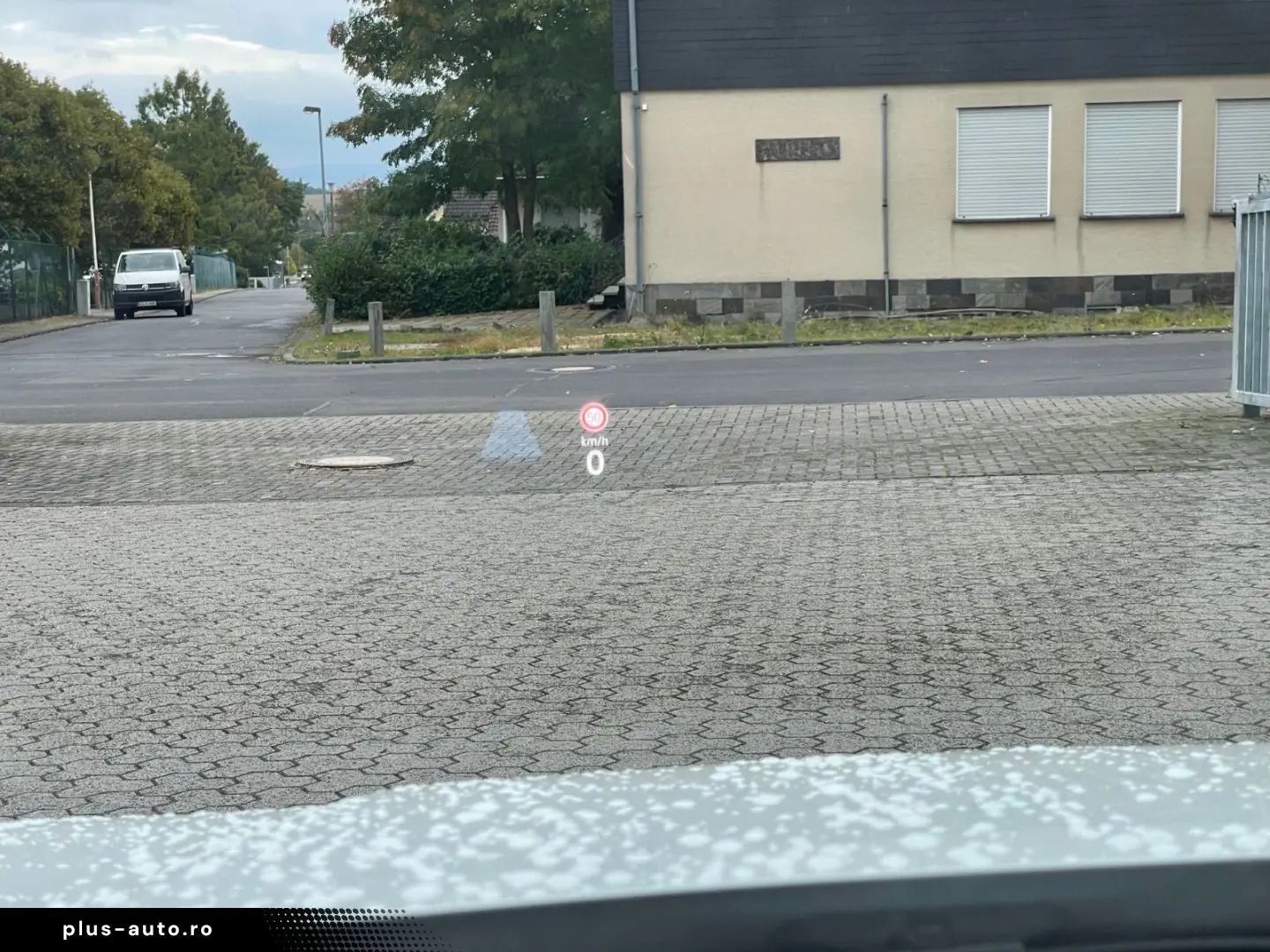 VW Golf VIII R 2.0 TSI DSG MATRIX-LED NAVI PANO R-P