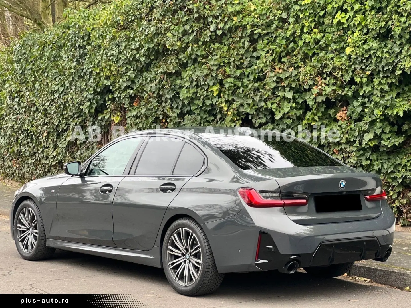 BMW 320d xDrive M Sport Limo KAMERA HEAD-UP ACC H&K