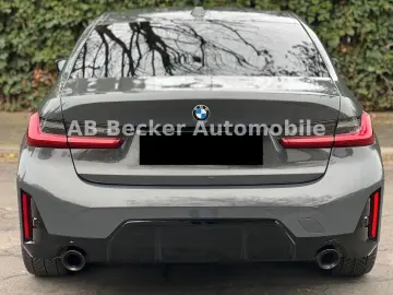 BMW 320d xDrive M Sport Limo KAMERA HEAD-UP ACC H&K