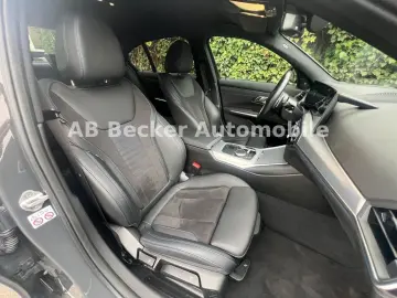 BMW 320d xDrive M Sport Limo KAMERA HEAD-UP ACC H&K