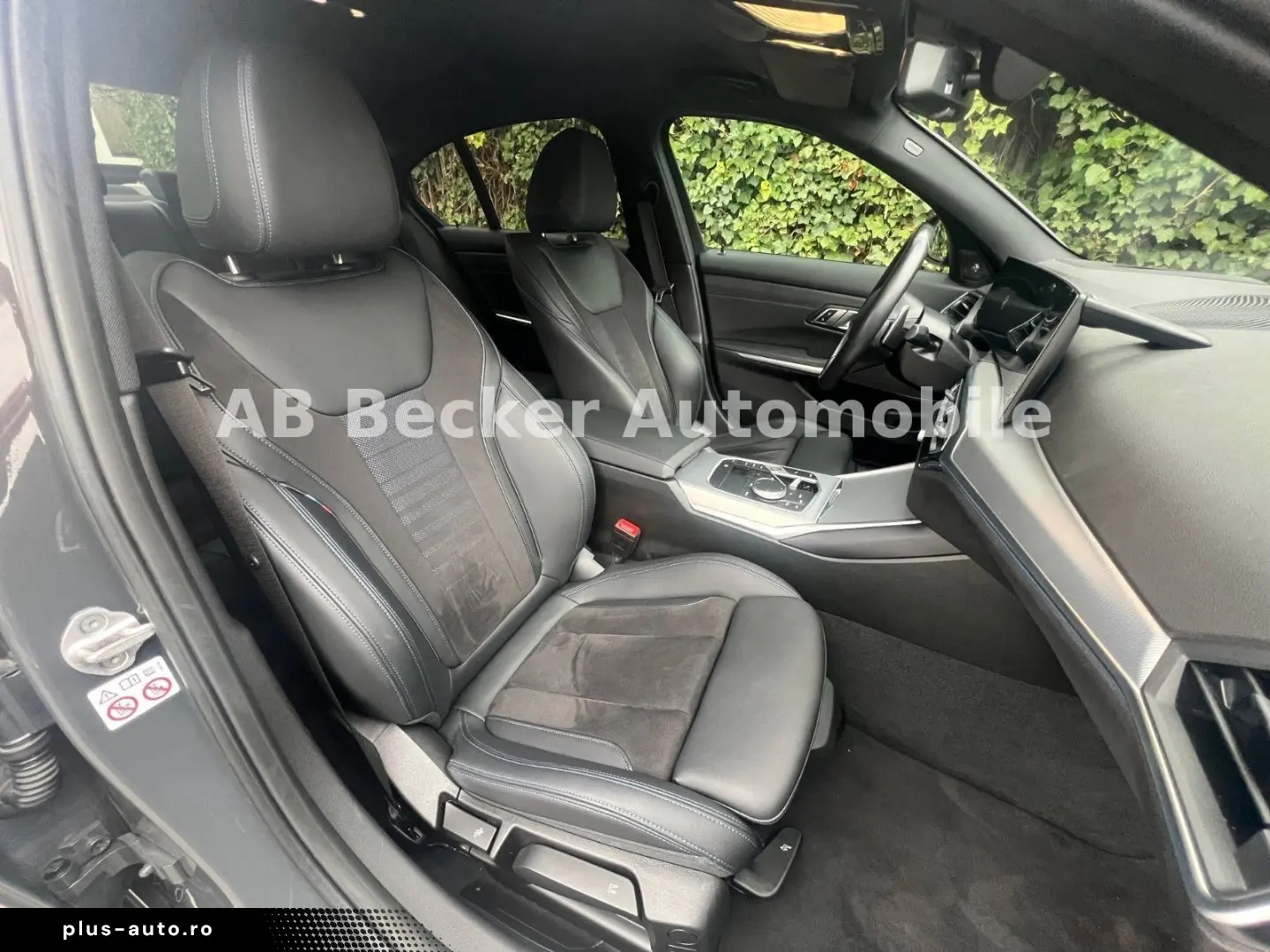 BMW 320d xDrive M Sport Limo KAMERA HEAD-UP ACC H&K