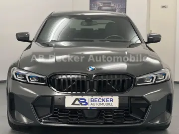 BMW 320d xDrive M Sport Limo KAMERA HEAD-UP ACC H&K