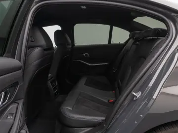 BMW 320d xD M Sport Kamera DAB HiFi Stop&Go Komfort