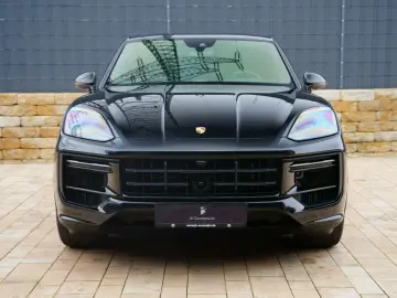 PORSCHE Cayenne Coupe Turbo E-Hybrid GT-Paket