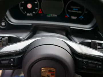 PORSCHE Cayenne Coupe Turbo E-Hybrid GT-Paket