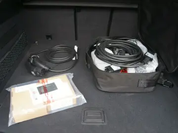 PORSCHE Cayenne Coupe Turbo E-Hybrid GT-Paket