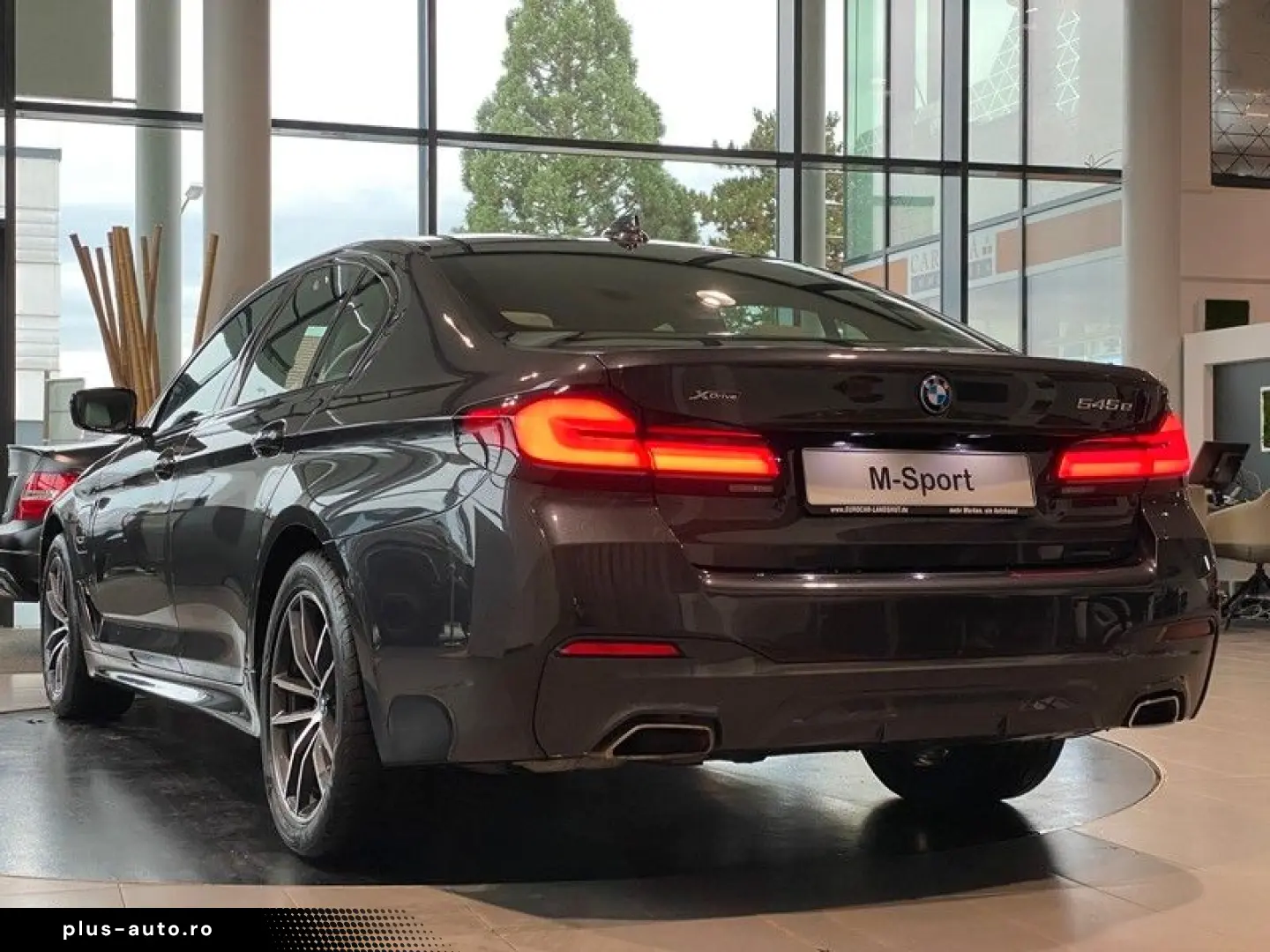 BMW 545e xDr M-Sport Laser Memory SurrView HUD ACC