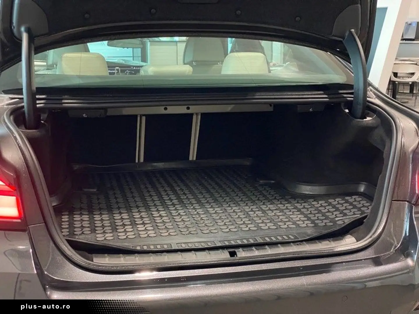 BMW 545e xDr M-Sport Laser Memory SurrView HUD ACC