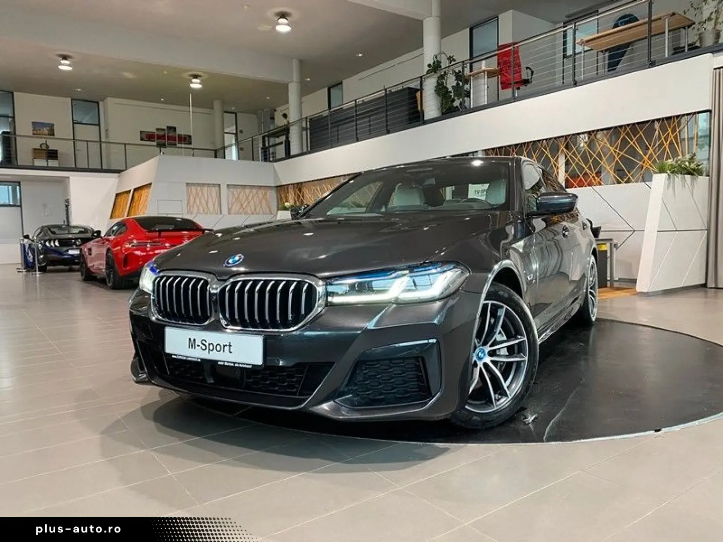 BMW 545e xDr M-Sport Laser Memory SurrView HUD ACC