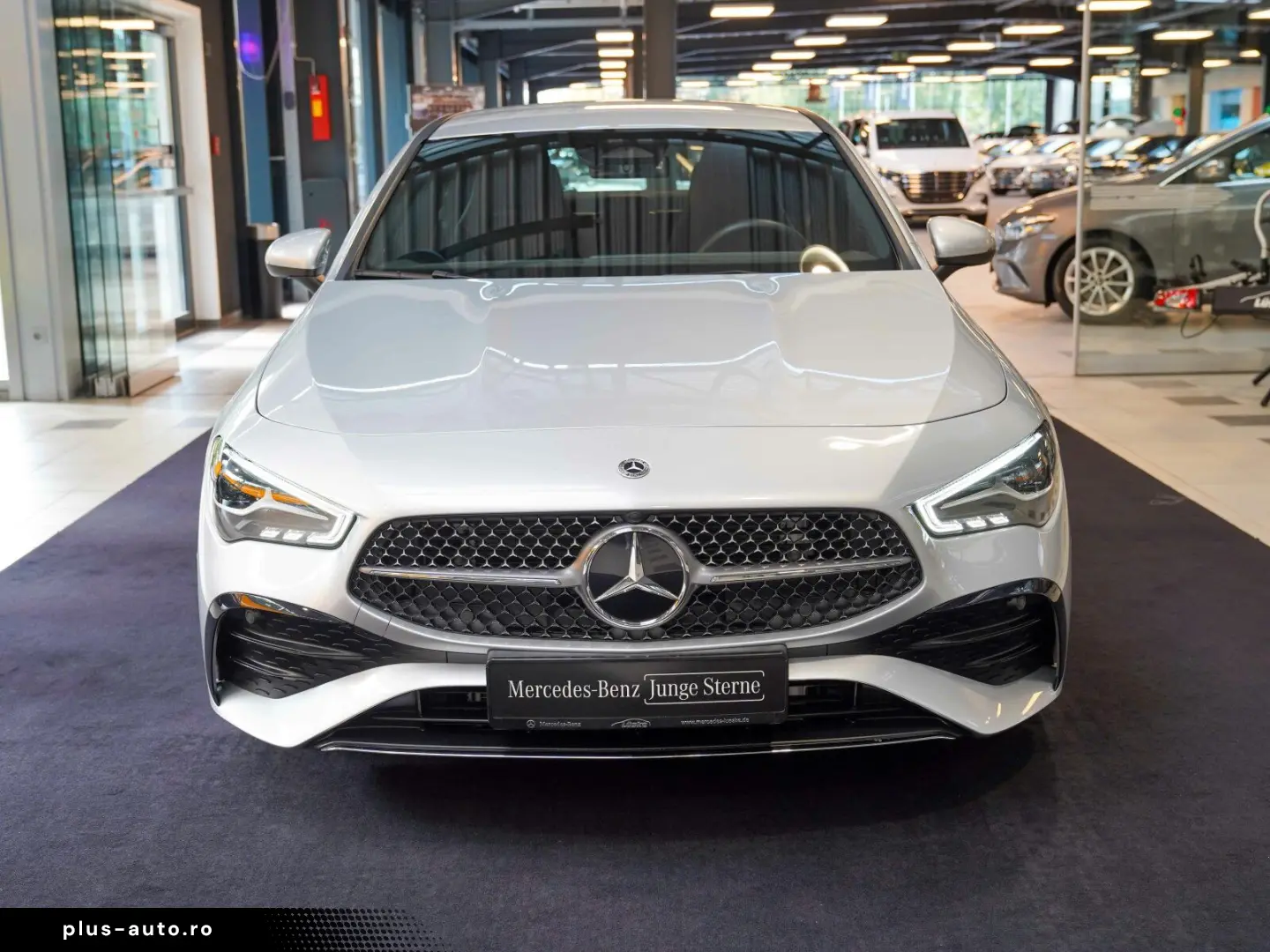 MERCEDES-BENZ CLA 220 4M AMG Line KEYLESS Kamera