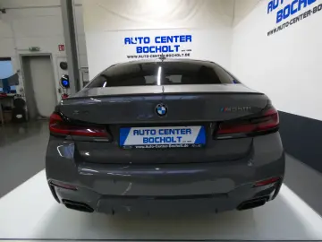BMW M550 i xDrive M Sport HUD DAB Laserlicht Leder