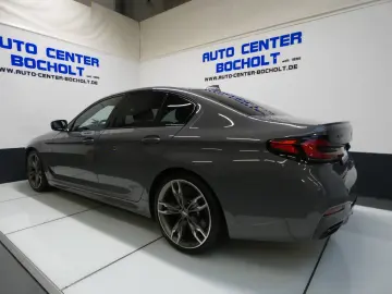BMW M550 i xDrive M Sport HUD DAB Laserlicht Leder