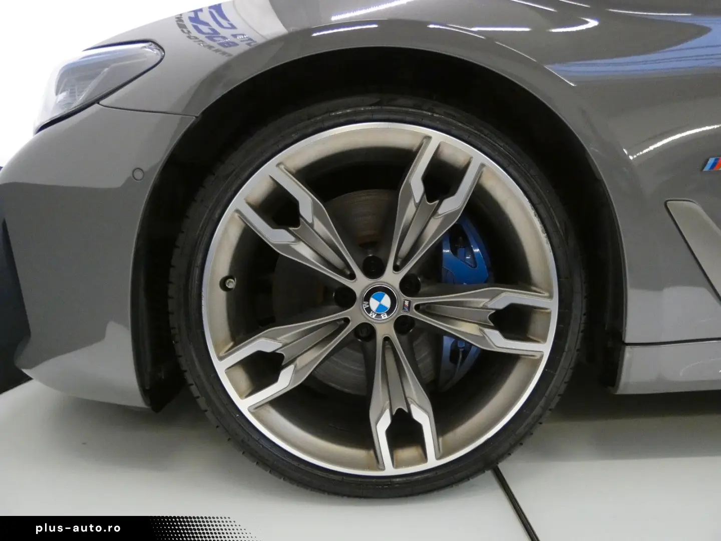 BMW M550 i xDrive M Sport HUD DAB Laserlicht Leder