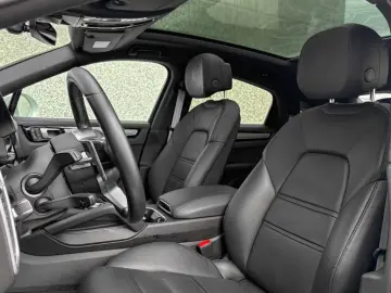 PORSCHE Cayenne Coupe E-Hybrid PLATINIUM EDITION  22 SPO