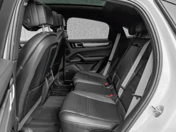 PORSCHE Cayenne Coupe E-Hybrid PLATINIUM EDITION  22 SPO