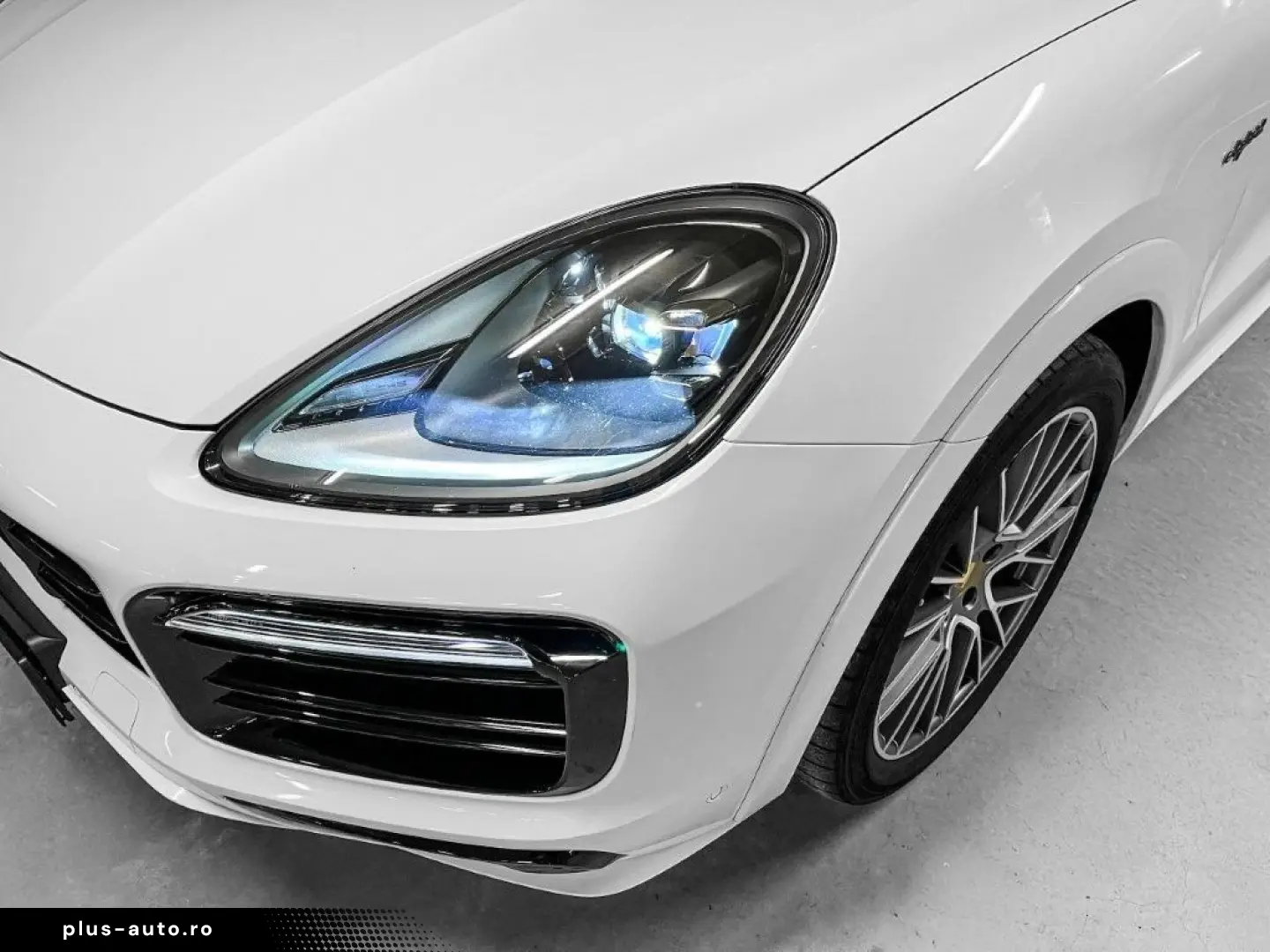 PORSCHE Cayenne Coupe E-Hybrid PLATINIUM EDITION  22 SPO